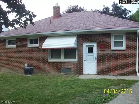 304 E 280th St, Euclid, OH 44132 photo 16