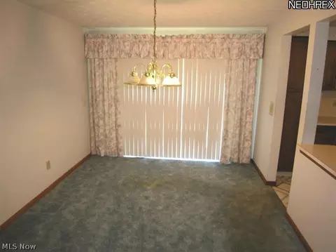 108 Brookvalley Dr, Elyria, OH 44035 photo 5