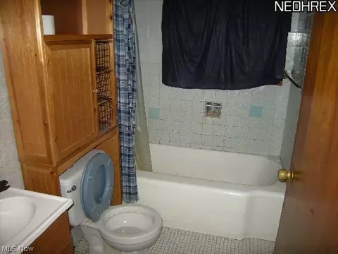 1221 Elm St, Dover, OH 44622 photo 7