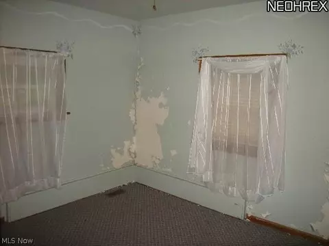 1221 Elm St, Dover, OH 44622 photo 8