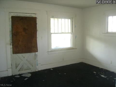 459 E Broad St, Elyria, OH 44035 photo 15