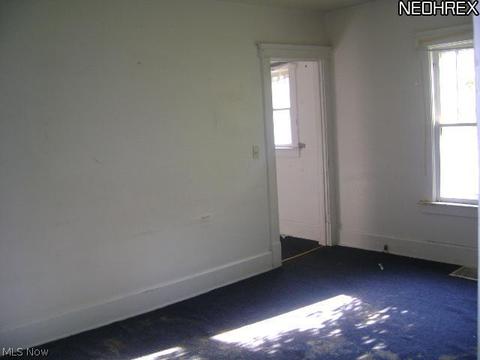 459 E Broad St, Elyria, OH 44035 photo 8