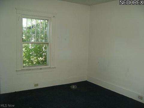 459 E Broad St, Elyria, OH 44035 photo 9