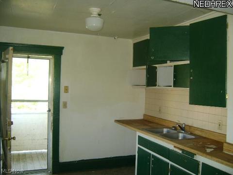 459 E Broad St, Elyria, OH 44035 photo 16