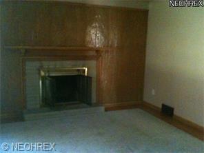 740 Annawan Ln, Youngstown, OH 44512 photo 2