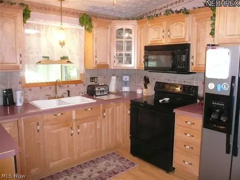 12840 Mark Path, Doylestown, OH 44230 photo 4