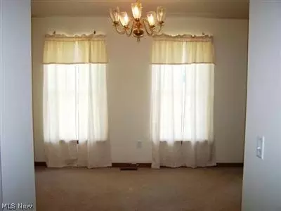 5747 Everett Hull Rd, Fowler, OH 44418 photo 3