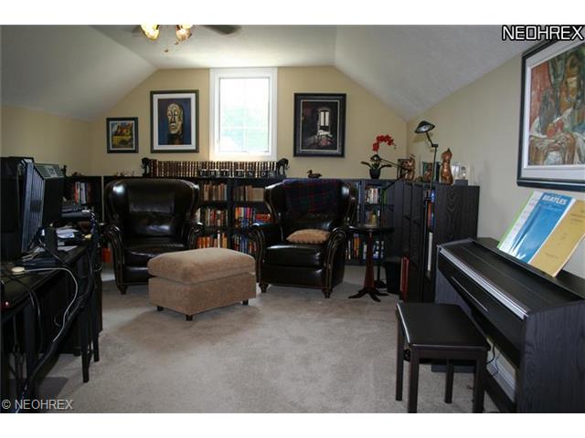 8136 Rainbow Dr, Painesville, OH 44077 photo 9