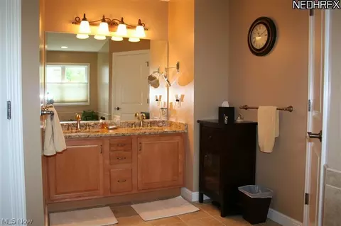 8136 Rainbow Dr, Concord, OH 44077 photo 8