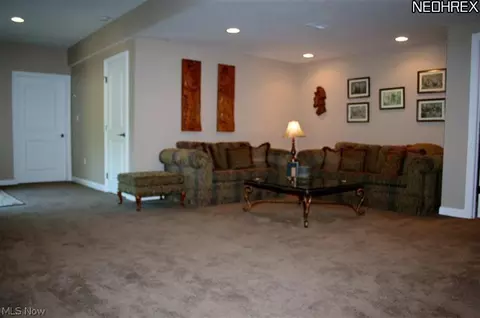 8136 Rainbow Dr, Concord, OH 44077 photo 14
