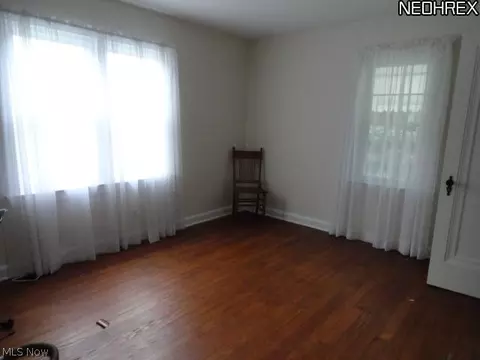 1106 E Maple St, North Canton, OH 44720 photo 6