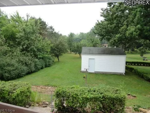 1106 E Maple St, North Canton, OH 44720 photo 11