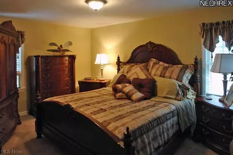 281 E 266th St, Euclid, OH 44132 photo 6