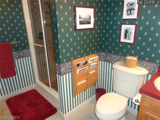 209 Schaar Dr, Dover, OH 44622 photo 14