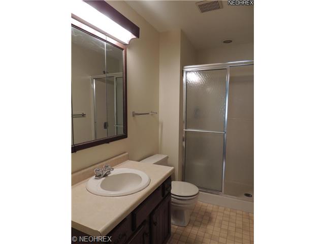 1175 E Calla Rd #b104, Youngstown, OH 44514 photo 10