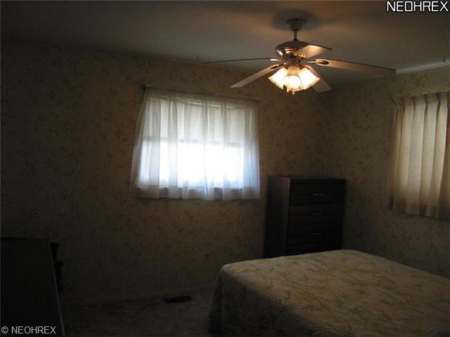 38830 Comanche Trl, Willoughby, OH 44094 photo 6