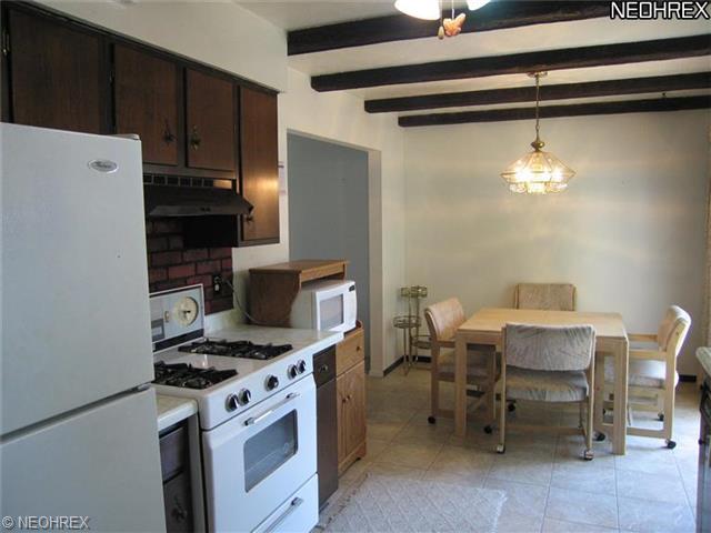 38830 Comanche Trl, Willoughby, OH 44094 photo 8