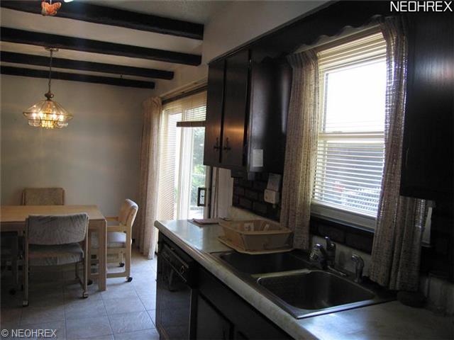 38830 Comanche Trl, Willoughby, OH 44094 photo 9