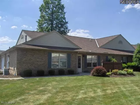 136 Bentley Dr, Elyria, OH 44035 photo 1