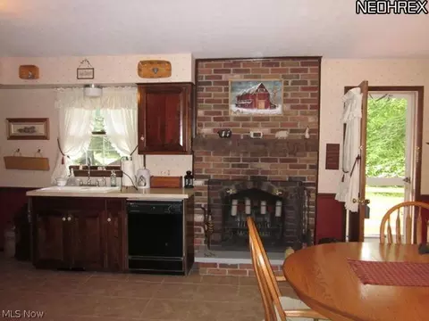 1151 Catherine St, Suffield, OH 44260 photo 3