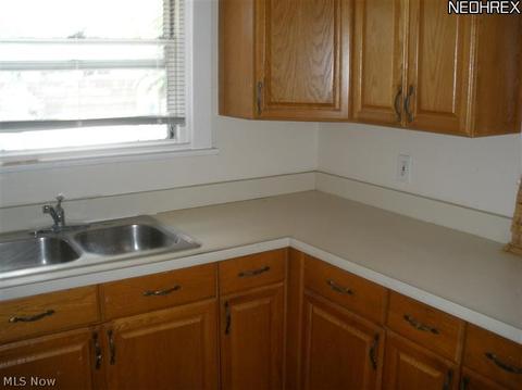 26 E Main St, Canfield, OH 44406 photo 10