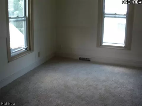 26 E Main St, Canfield, OH 44406 photo 5
