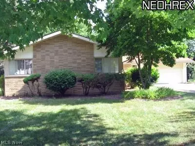 144 Devorah Dr, Aurora, OH 44202 photo 1