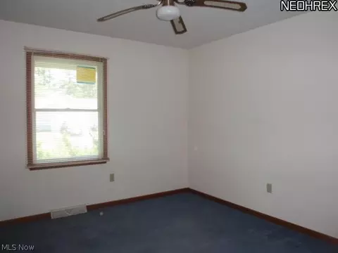 228 Forest Park Dr, Lagrange, OH 44050 photo 6