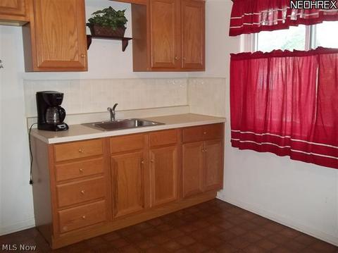 6418 Ridge Rd, Parma, OH 44129 photo 7