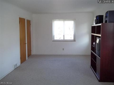 6418 Ridge Rd, Parma, OH 44129 photo 14