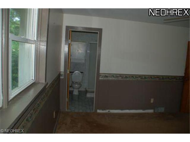 5607 Ketcham Ave, Ashtabula, OH 44004 photo 8