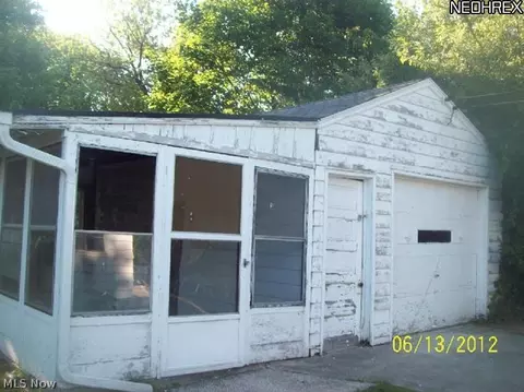 1745 E 300th St, Wickliffe, OH 44092 photo 13