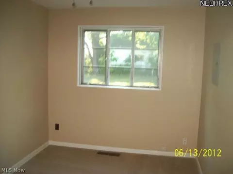 1745 E 300th St, Wickliffe, OH 44092 photo 8