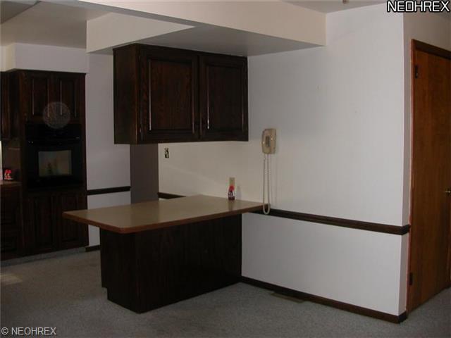 470 Melbourne Ave, Youngstown, OH 44512 photo 7