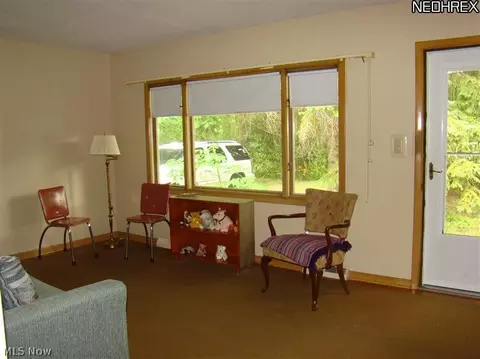 9580 Venus Dr, Chardon, OH 44024 photo 5