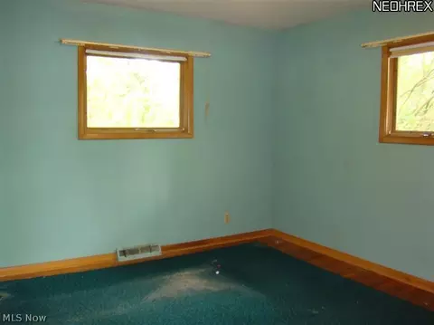 9580 Venus Dr, Chardon, OH 44024 photo 10
