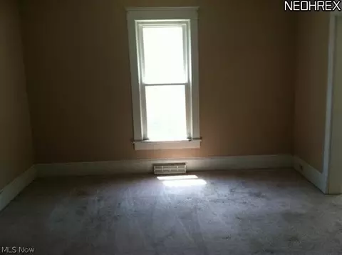 5613 Adams Ave, Ashtabula, OH 44004 photo 7