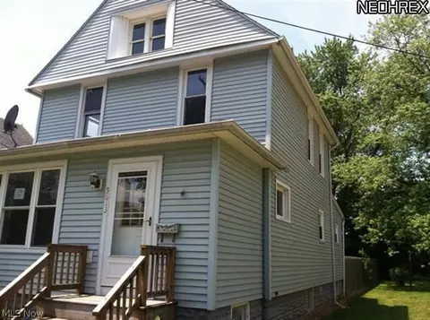 5613 Adams Ave, Ashtabula, OH 44004 photo 2