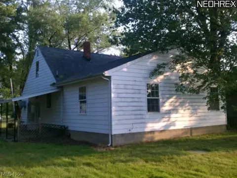 2211 E 44th, Ashtabula, OH 44004 photo 5