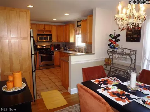 528 Allen Ave, Ashtabula, OH 44004 photo 2