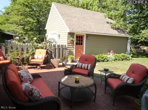 528 Allen Ave, Ashtabula, OH 44004 photo 4