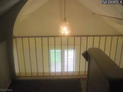 641 Fruit Dr, Akron, OH 44319 photo 8