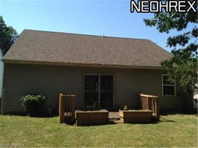 124 Brace Ave, Elyria, OH 44035 photo 10