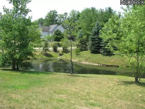 105 Cedar Gln, Chardon, OH 44024 photo 23