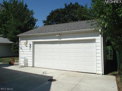910 E 245 St, Euclid, OH 44123 photo 21