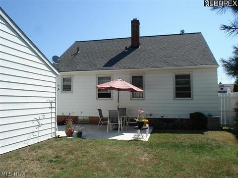 910 E 245 St, Euclid, OH 44123 photo 18