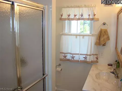 4609 Middle Ridge Rd, Perry, OH 44081 photo 25