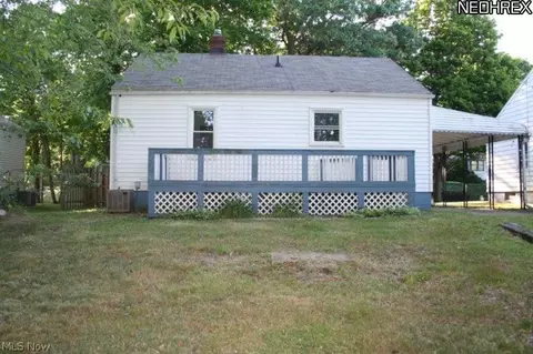 824 Kickapoo Ave, Akron, OH 44305 photo 9