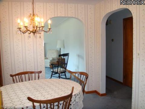 504 W Omar St, Struthers, OH 44471 photo 4