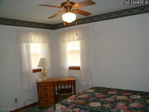 504 W Omar St, Struthers, OH 44471 photo 10